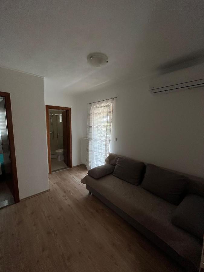 Apartmani Mia ดราเก ภายนอก รูปภาพ