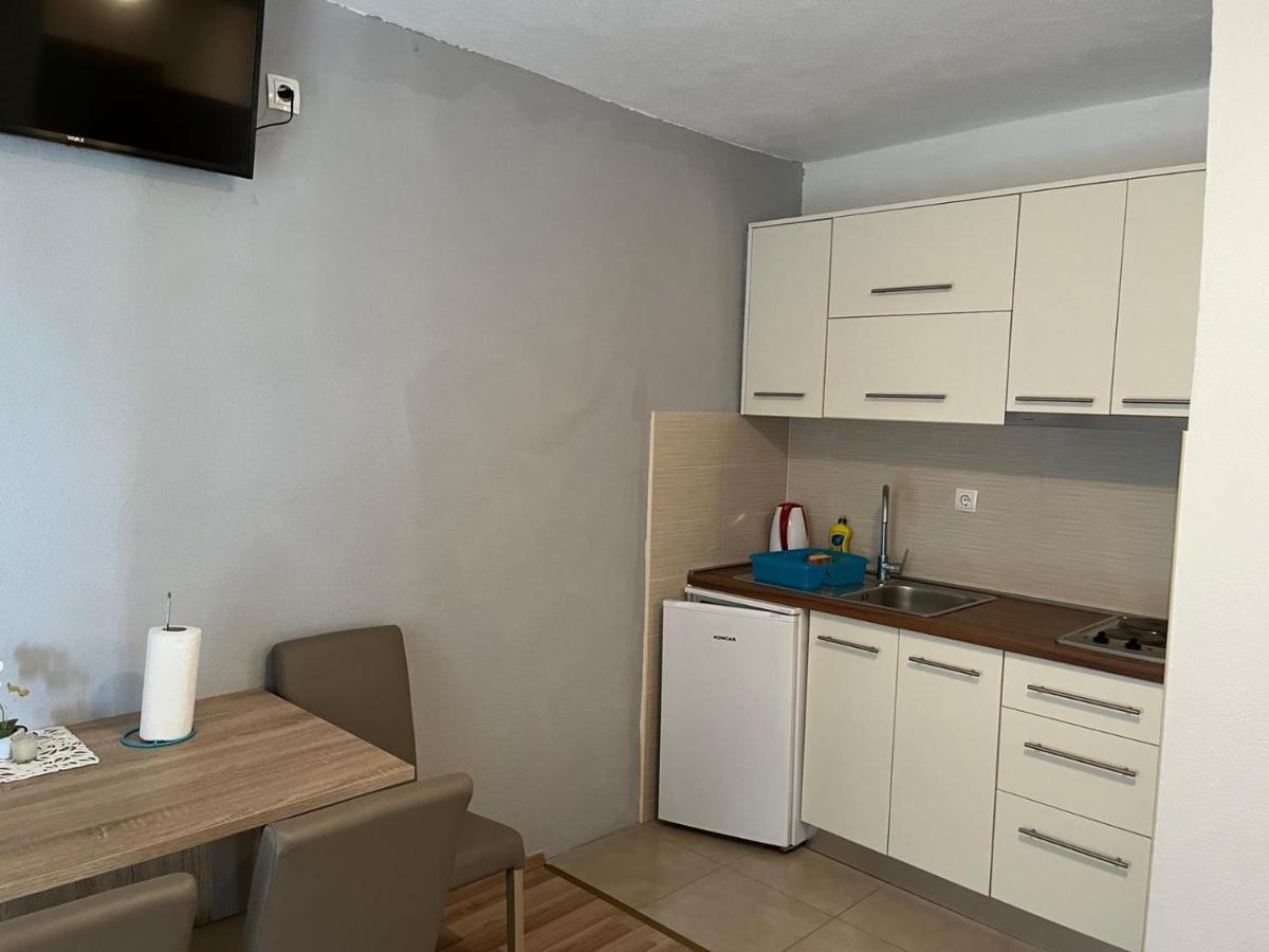 Apartmani Mia ดราเก ภายนอก รูปภาพ