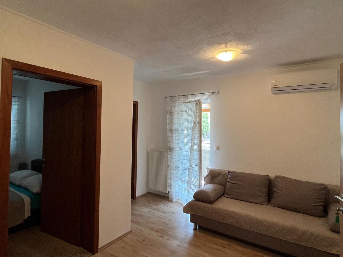 Apartmani Mia ดราเก ภายนอก รูปภาพ