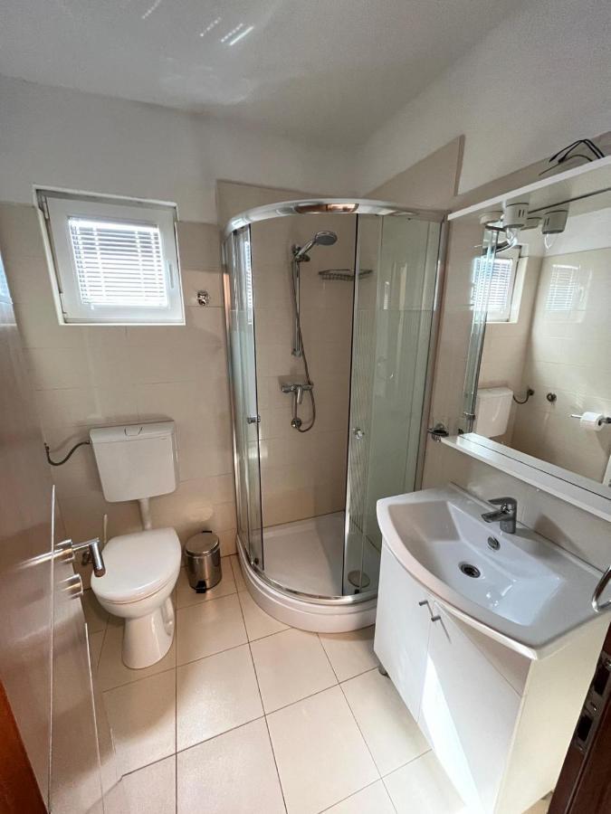 Apartmani Mia ดราเก ภายนอก รูปภาพ