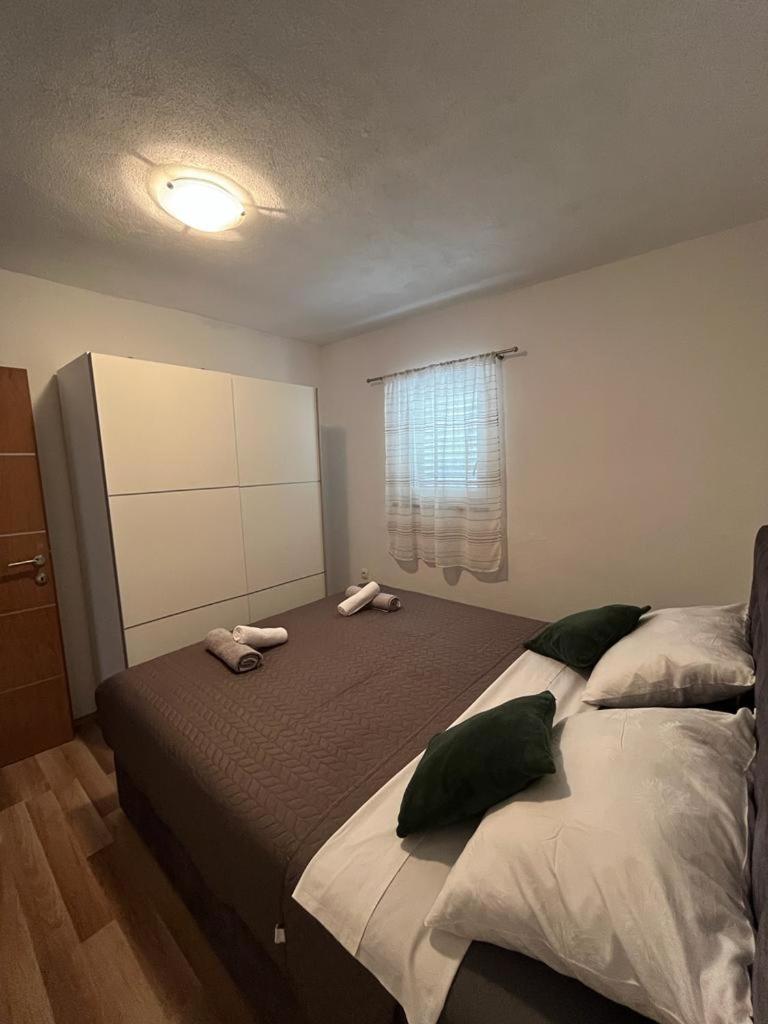 Apartmani Mia ดราเก ห้อง รูปภาพ